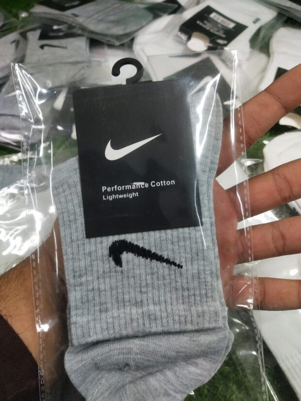 Nike men socks grey