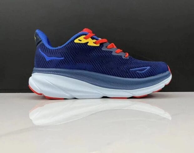 Hoka Clifton 9