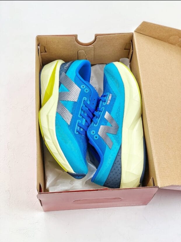 New Balance FuelCell Rebel V4 - Image 4